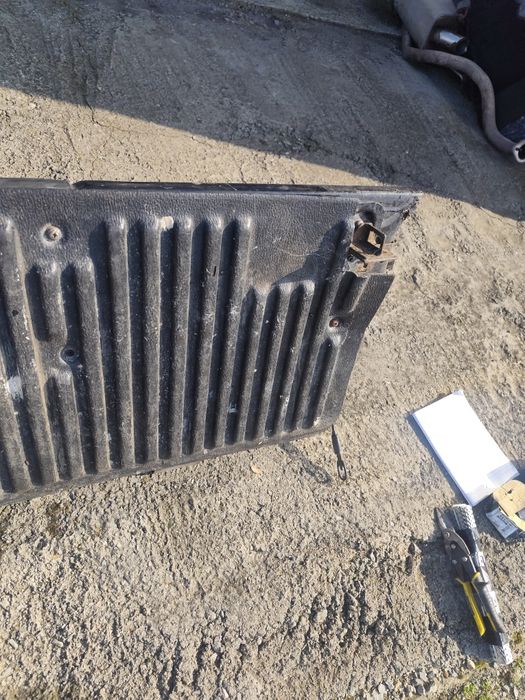 Заден капак на Кош-Nissan Navara ADVENTURE -2.5dci-174кс-2006г