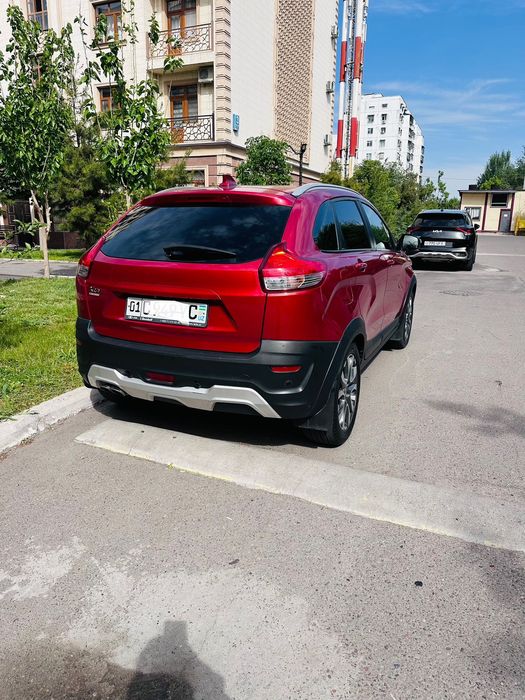 Срочно продам Lada Xray Cross механика