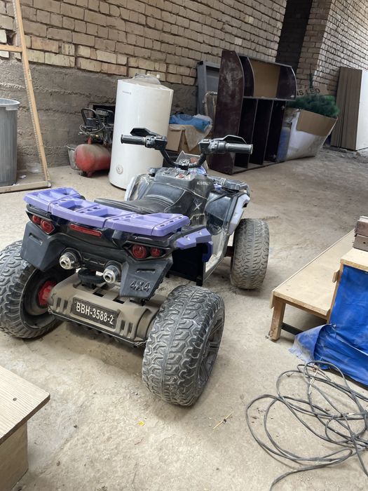 detski baggi mashina