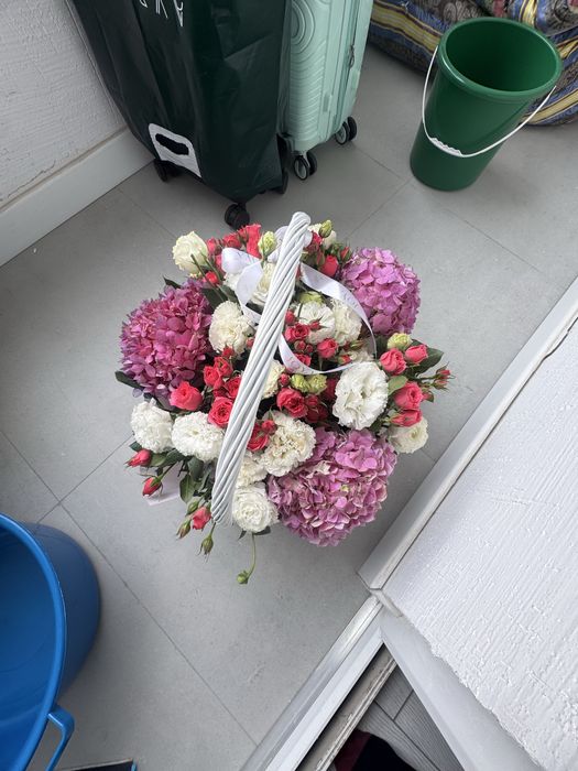 корзина цветов 25к