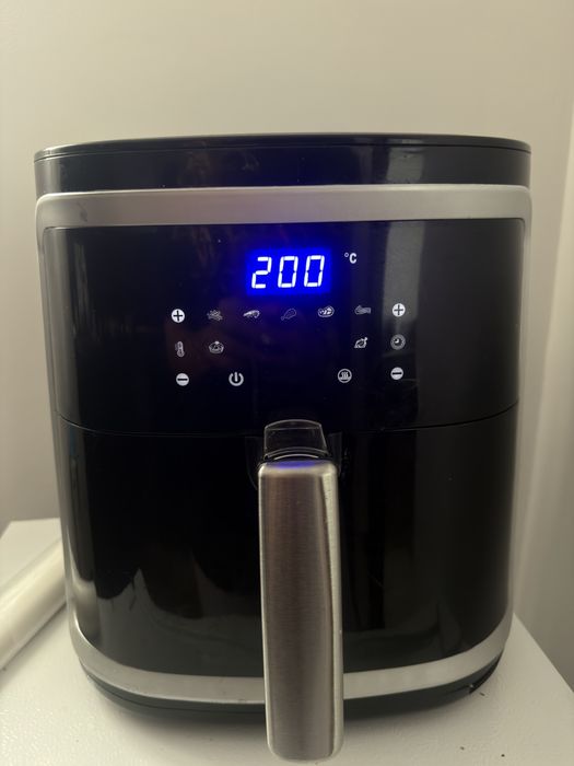 Friteuză cu aer cald Aigostar Digitală- Ca Nouă