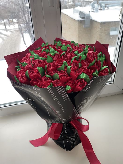 Тюльпаны из ленты