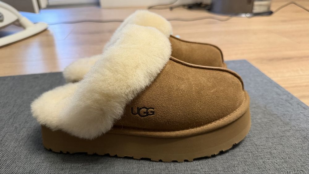 Slapi UGG Noi, 36