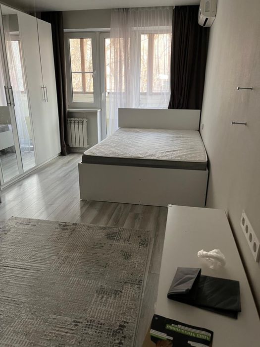 Кровать с ортопедическим матрасом