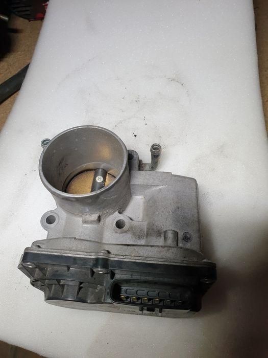 Clapeta acceleratie Opel Agila B 1.0 i 68 cp 50 kw K10B