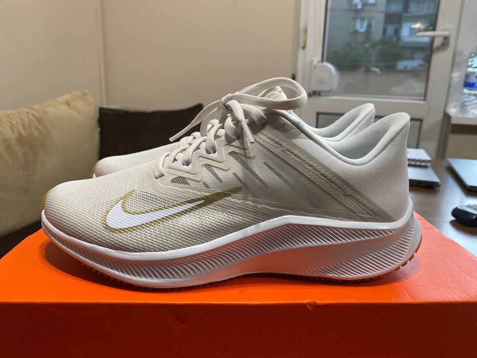Оригинални маратонки Nike Quest 3