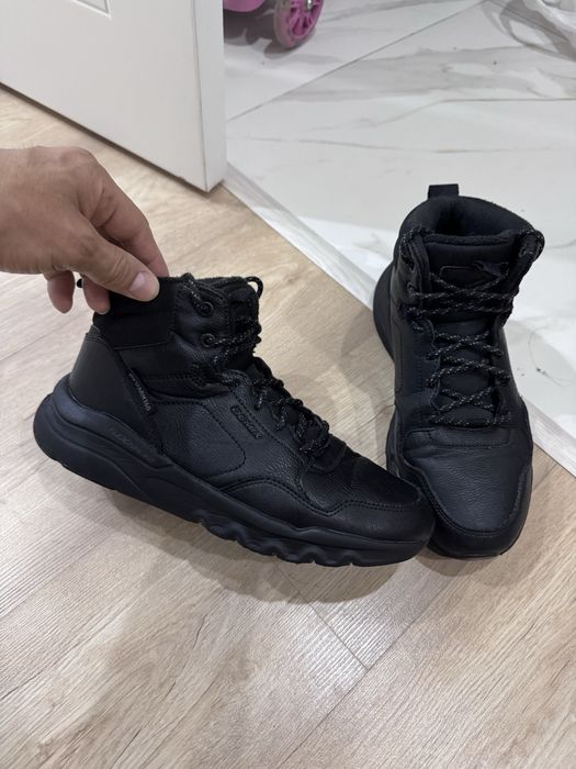 3 пары обуви по цене 1