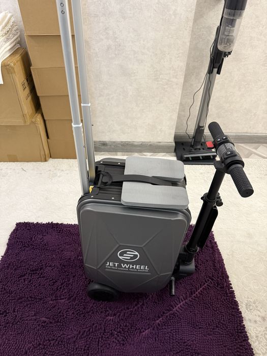 JET WHEEL nomli elektr chamadon-skuter (rideable smart luggage)