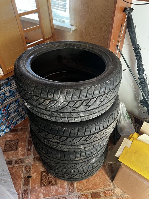 Продам шины всесезонные