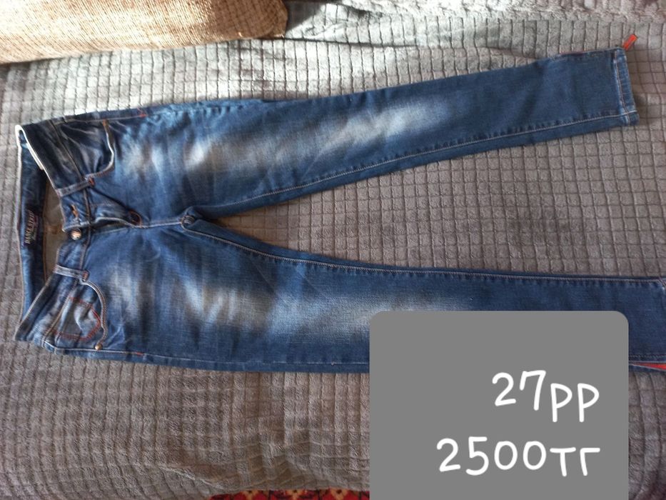 Продам красивые платья Токуши