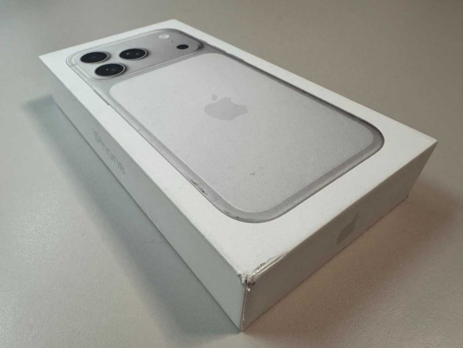  Apple / iPhone 17 Pro 256 Gb / Silver / Sigilat