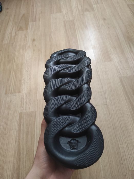 Versace chain reaction triple black