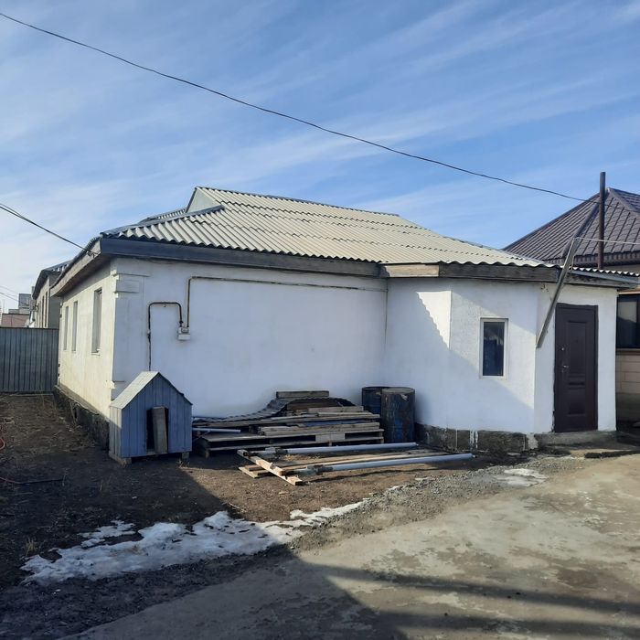 Продается  шитовой дом на слом .