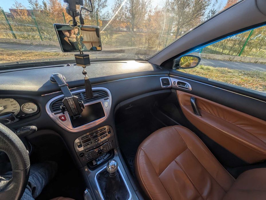 Peugeot 607  restyling  black