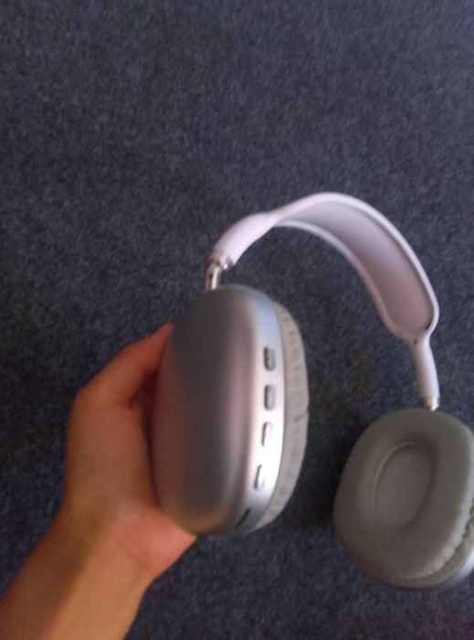 P9 naushnik ideal