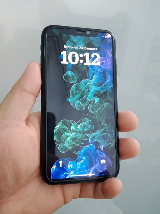 Продам iphone xr 64gb akb 100%
