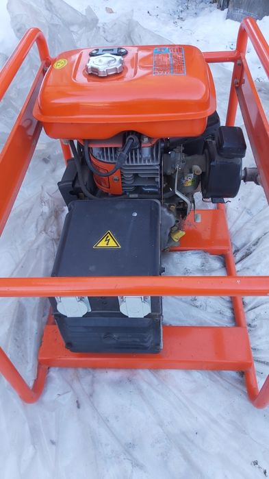 бензиновый генератор Daehung DLG2000 (DE180 Jumbo)