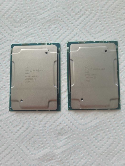 2 x CPU Intel Xeon Gold 6252 24C/48T 2.1/3.7GHz 150W FCLGA3647