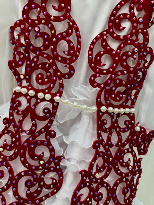 Платье на выступление 4-5 лет