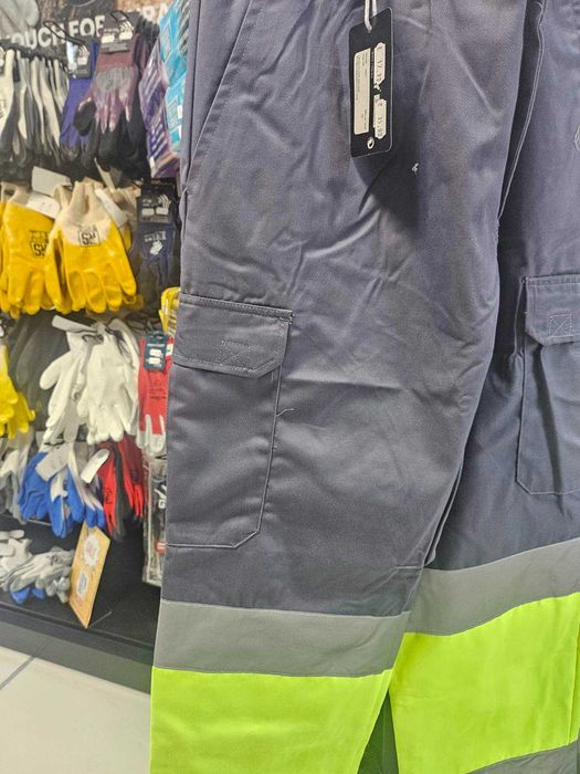 Работно облекло – Серия „Висока видимост“, Roly, Испания