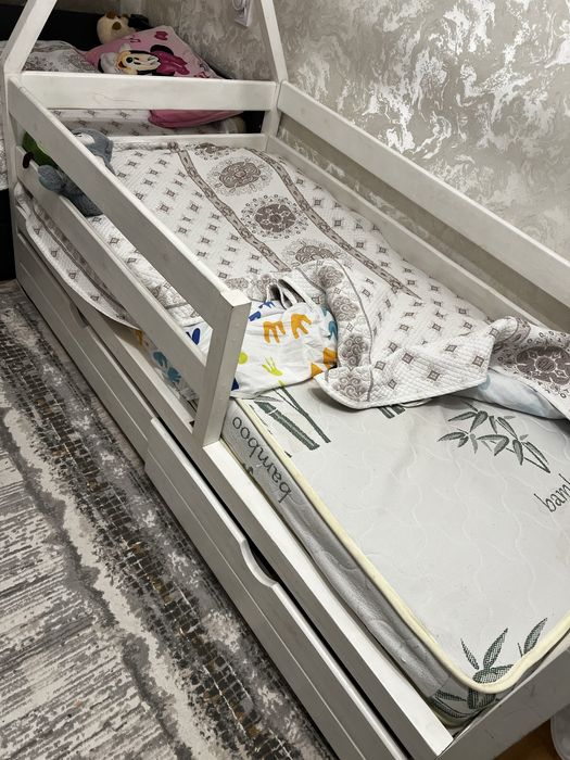 Продам детские кровати