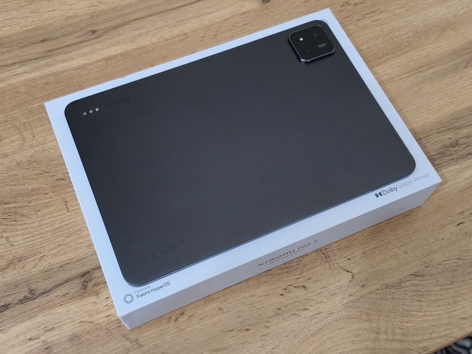 Xiaomi Pad 7 8/256 + оригинальная клавиатура с тачпадом, как новый