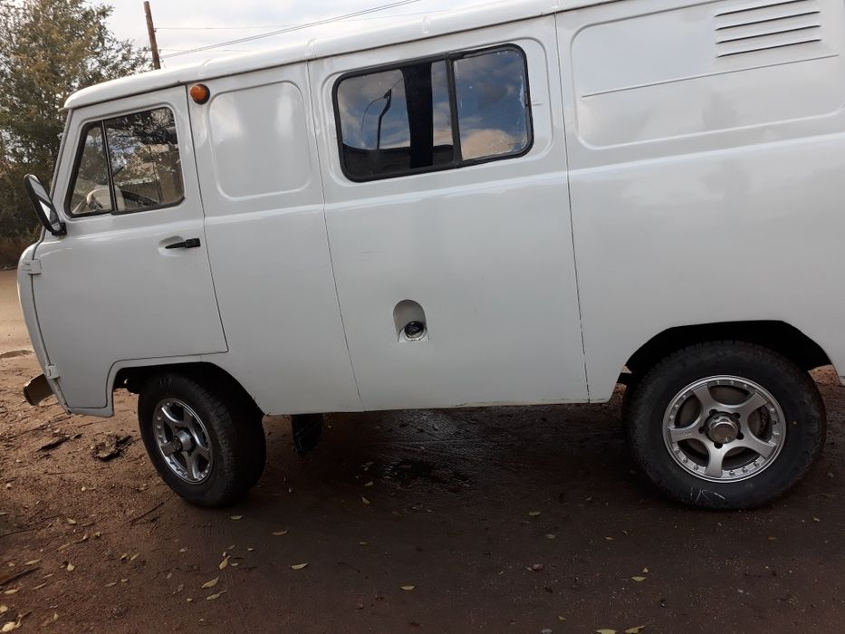 Продам УАЗ 3741/буханка/1997г.в.