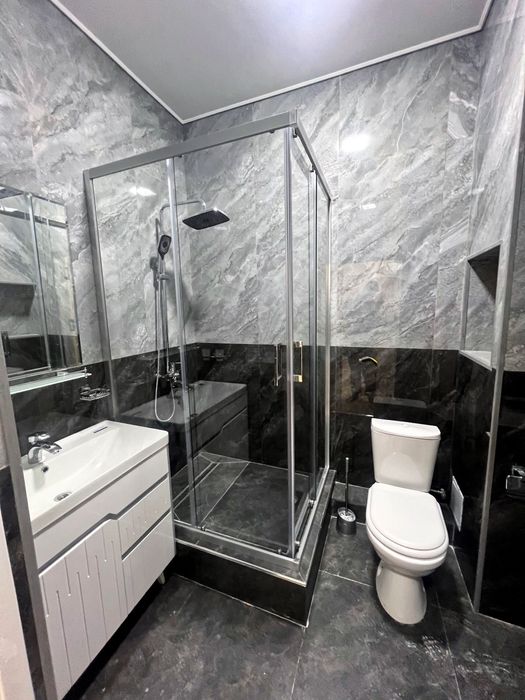 Olmazor Jomiy Bozor yonida kvartira