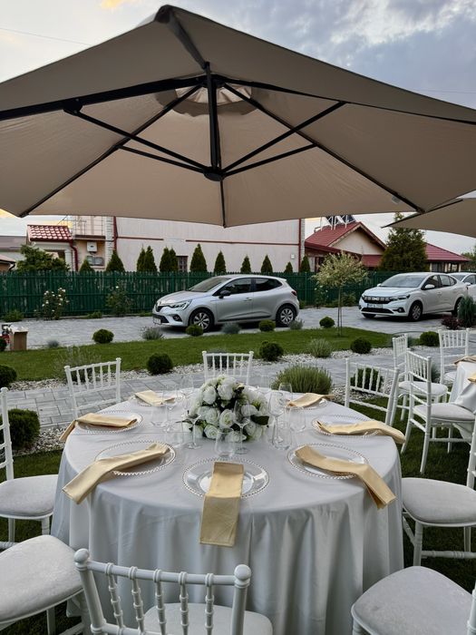 Inchiriem mese, scaune, corturi, umbrele pentru evenimente