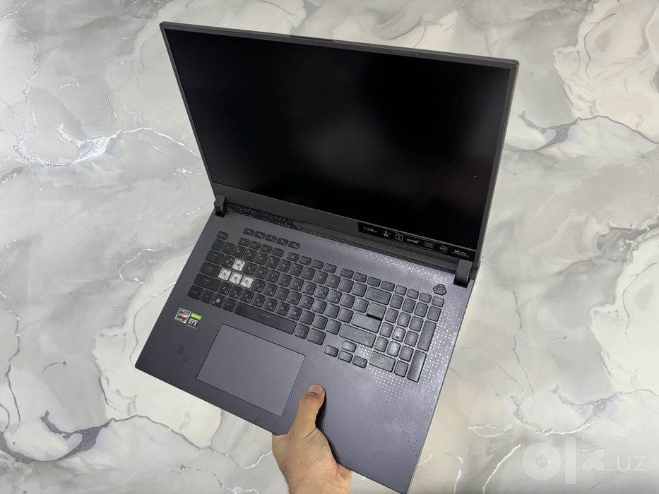 Asus Rog Stix kompyuter