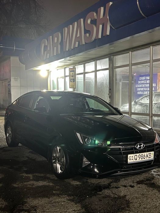 Hyundai Elantra 2020