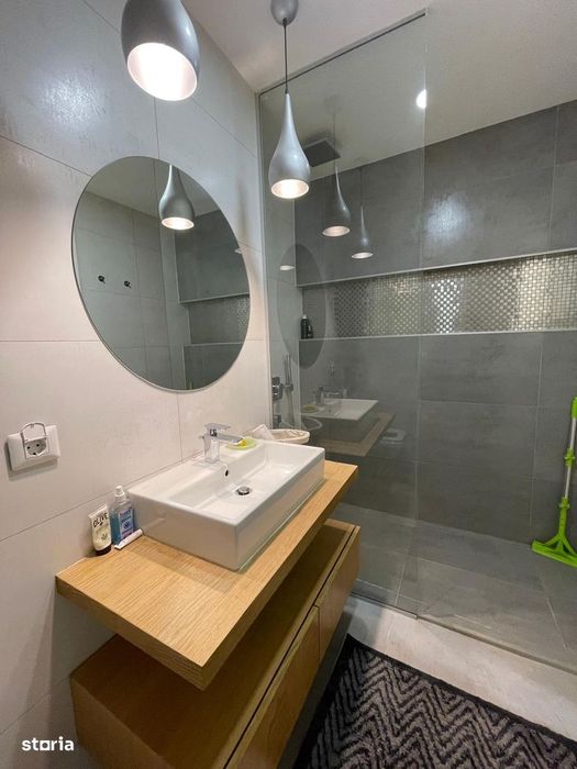 102 The Address - ap superb, nou (2019), mobilat modern, central