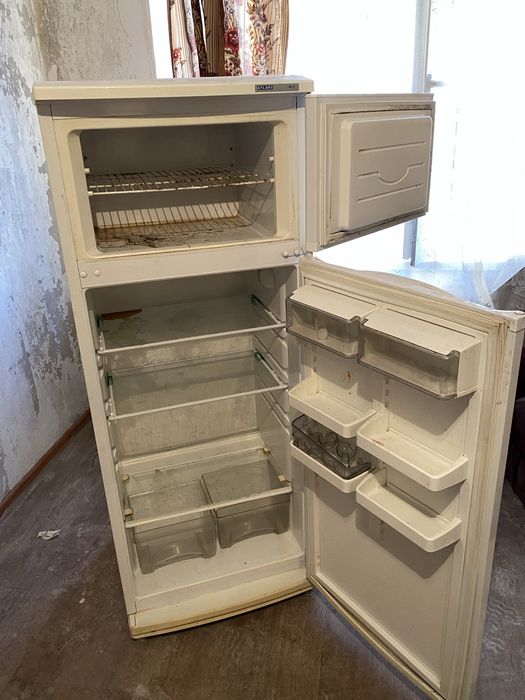 Холодильник,в рабочем состоянии