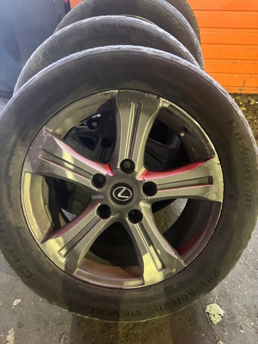 Продам диски с резиной на Lexus 570