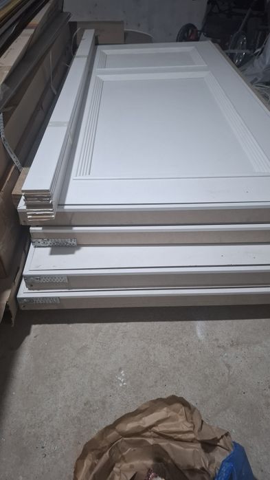 Есіктер срочна сатамын