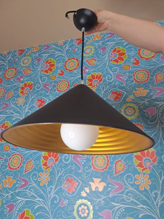 Люстра металлическая