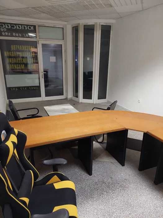 Дава се под наем Офис в Бургас, Център - 30 кв.м за 250 € - Снимка #4