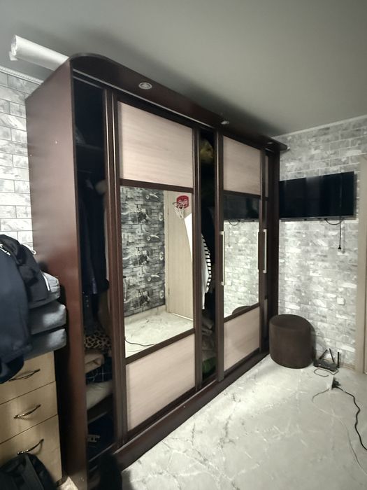 Шифоньер купе состояние 10/10