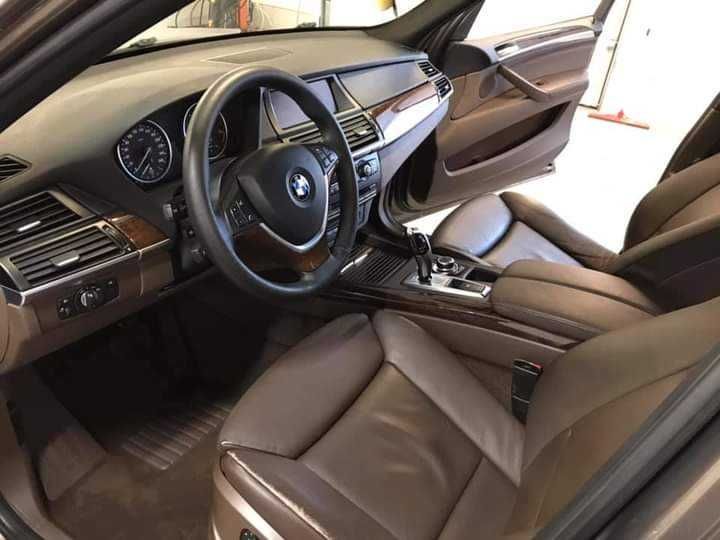 Vând BMW X5 E70 Facelift
