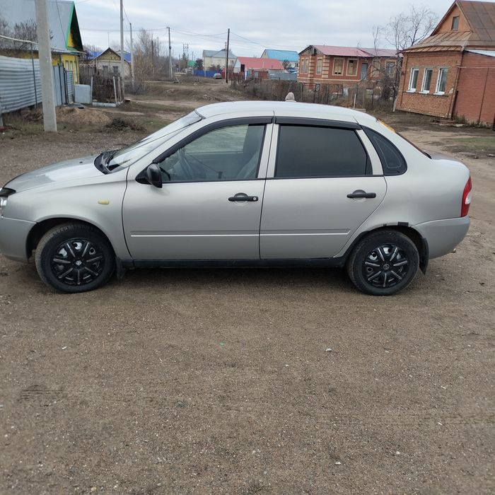 Продам машину Калину