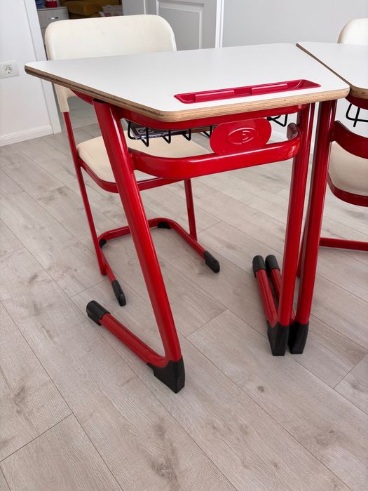 Mobilier  școlar