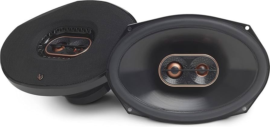 Infinity referenc Kalonka sotiladi