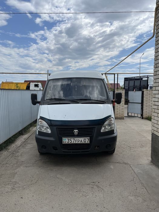 Продам газель бизнес пассажирский