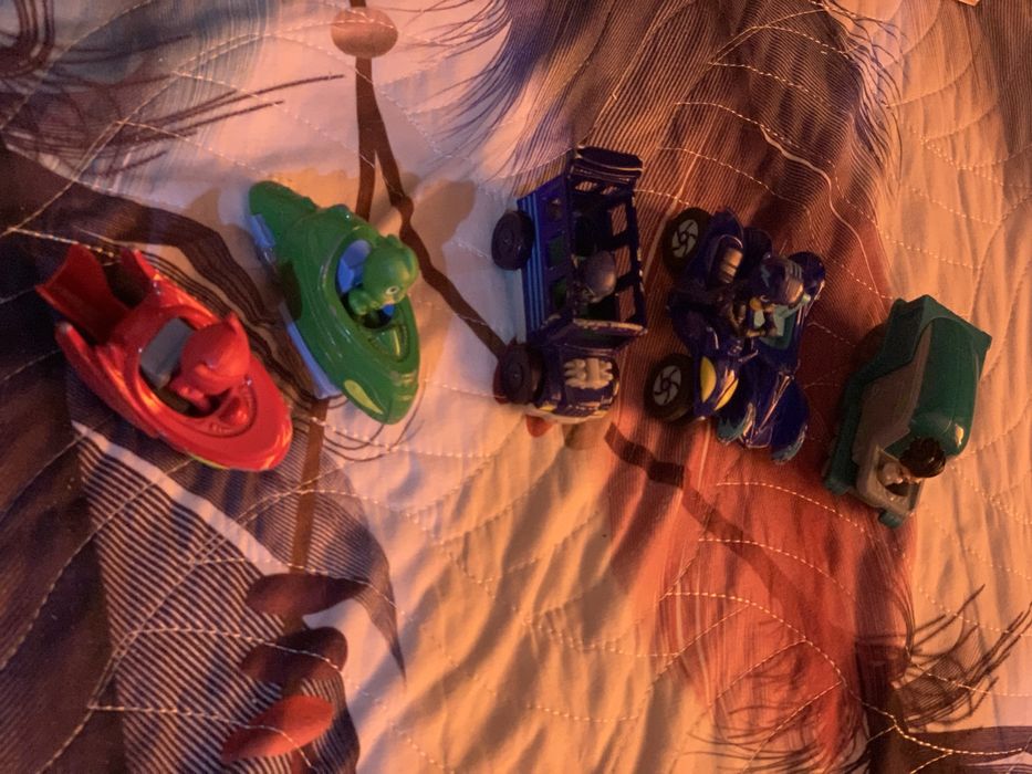 Set masinute PJ Mask Eroi in Pijamale si Raufacatori stare foarte buna