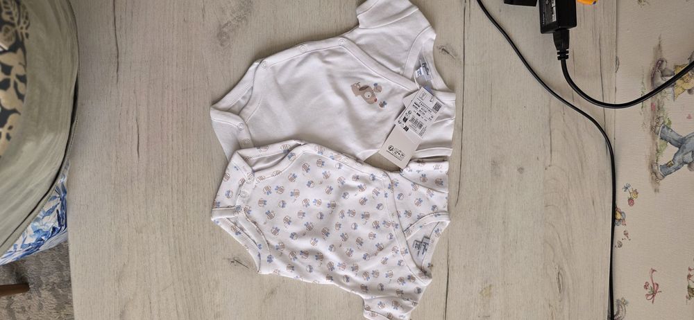 Продаются детские боди