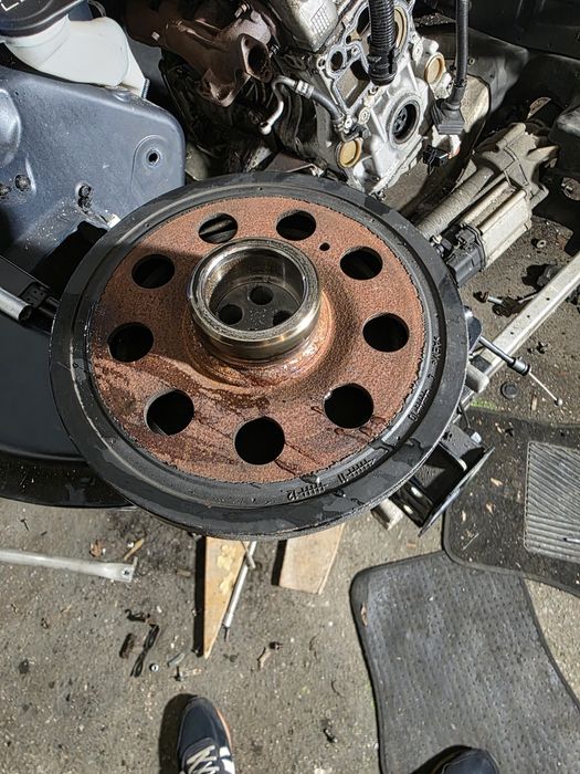 Демпферна шайба за BMW F10 f11 f30 двойка дизел n47 184 коня