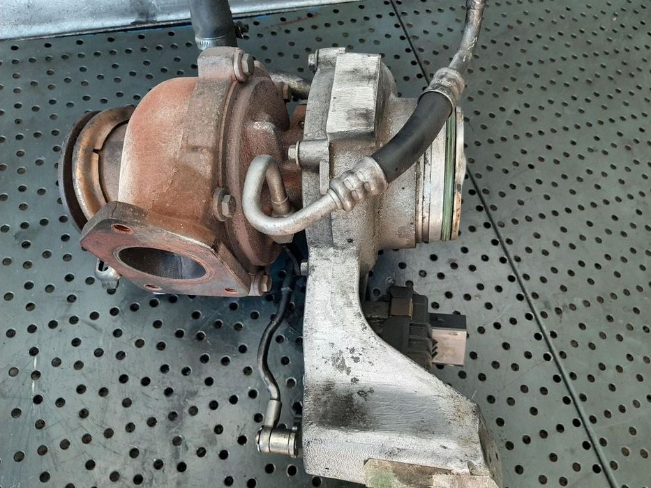 turbina cu actuator bmw seria 1 E81 E87 seria 3 E90 E91 2.0 d  N47D20A  767378-5 7800594c