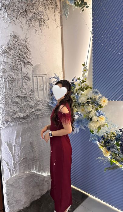 вечерние платья бордовый