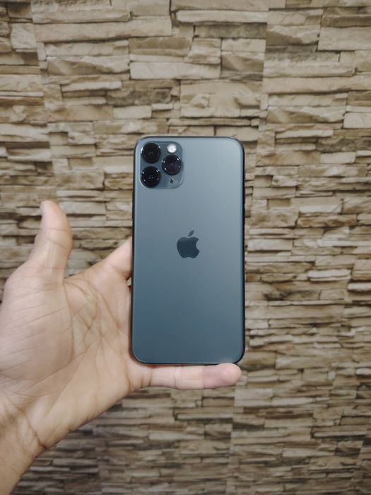 IPhone 11 xamma joyi orginal 250$