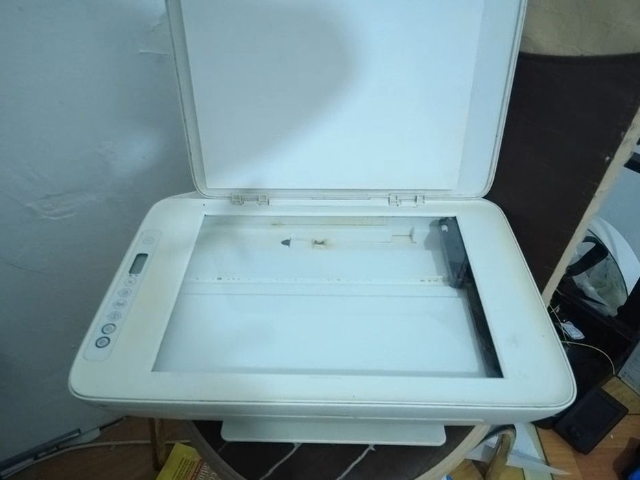 Imprimanta HP deskjet 2600+scaner wifi
